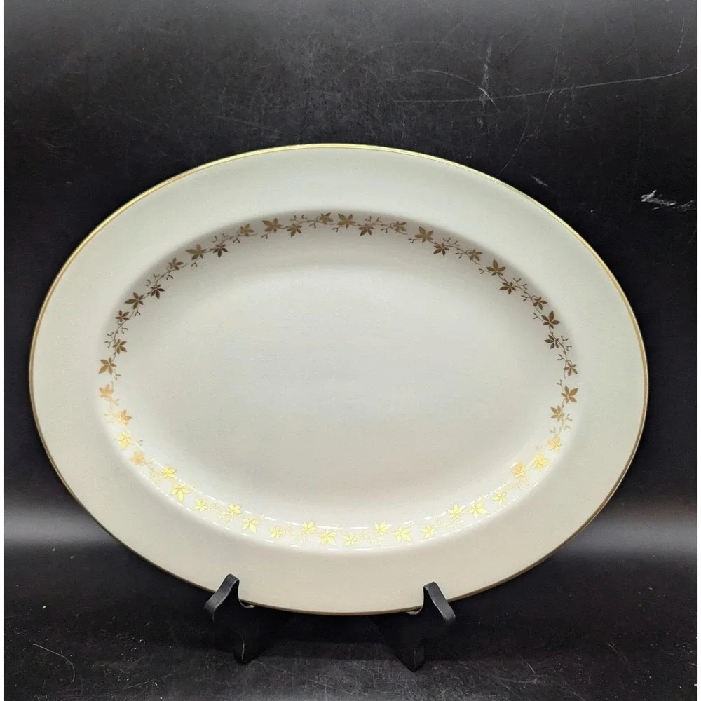 Vintage Royal Doulton Citadel Oval Serving Platter 553054 13.25